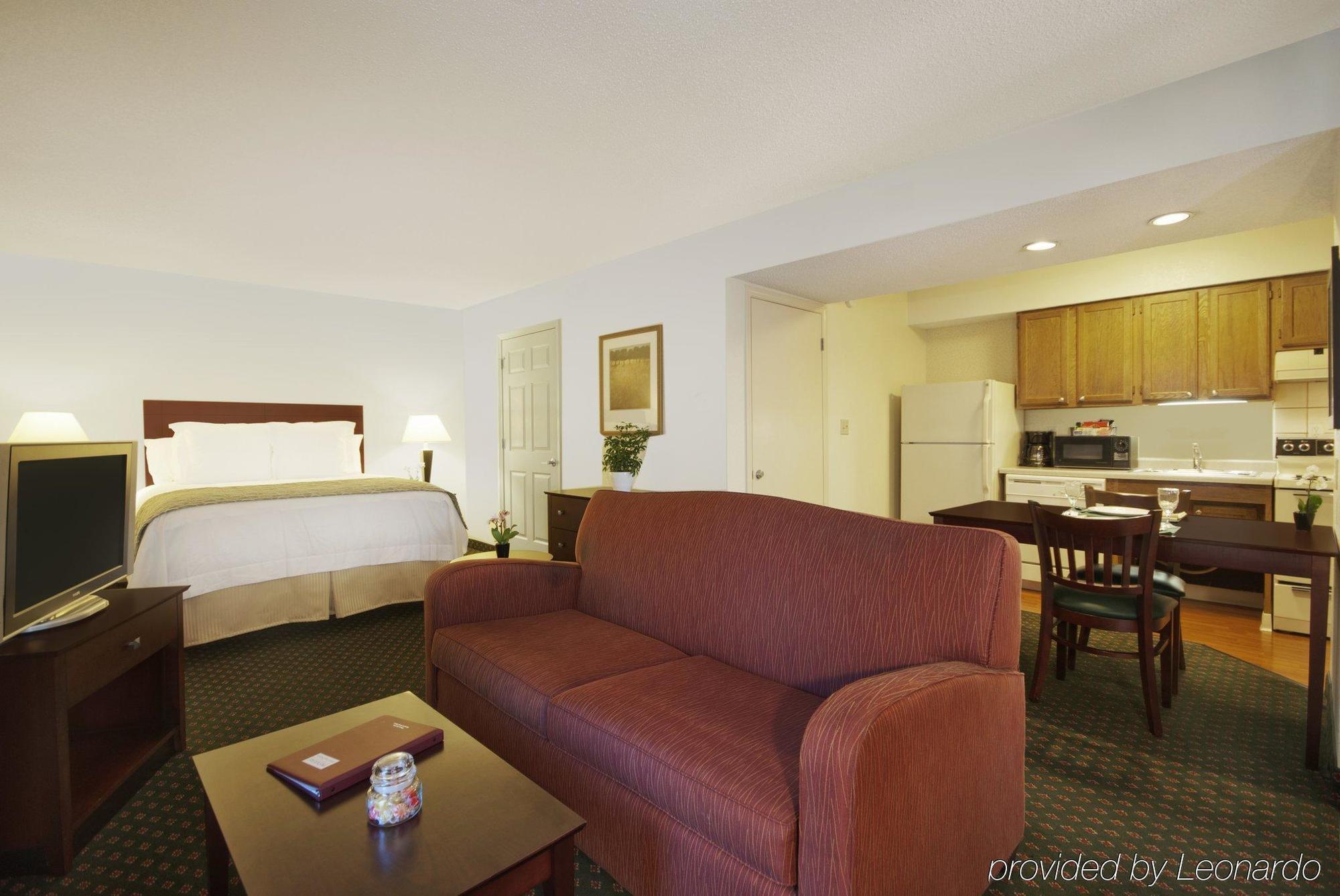 New Haven Village Suites Номер фото